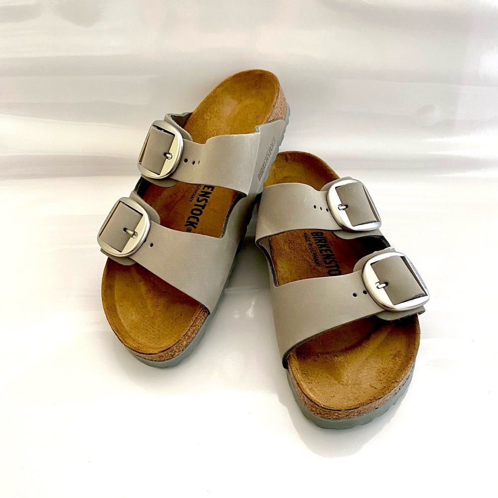 NIB Women’s Birkenstock Arizona Big Buckle Sandals